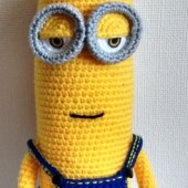 THE MINIONS (KEVIN) DESPICABLE ME AMIGURUMI